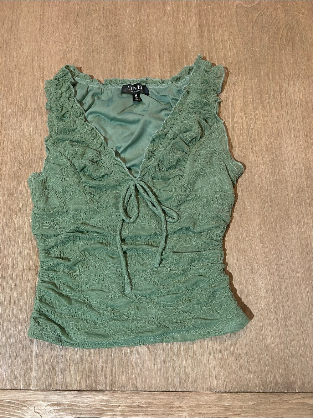 LYNIEL Los Angeles Sage Green Lace Ruched Tie Front Top Size S Y2K